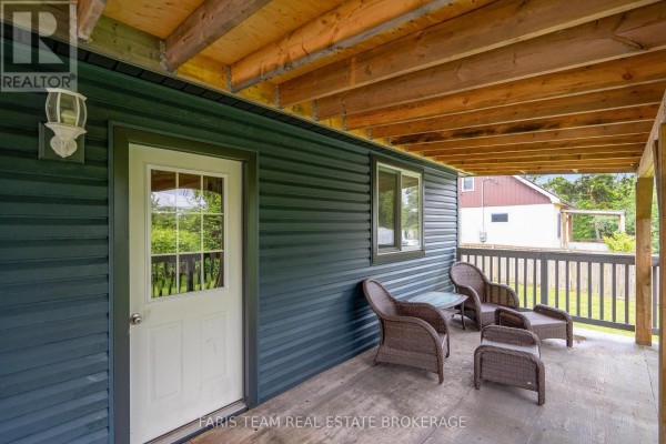 Bedroom - 1221 10th Line, Innisfil, ON L9S3N5 Photo 4
