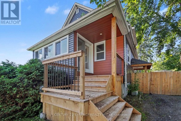1221 Fairgreen Avenue, Ottawa, ON K4B1N2 Photo 2