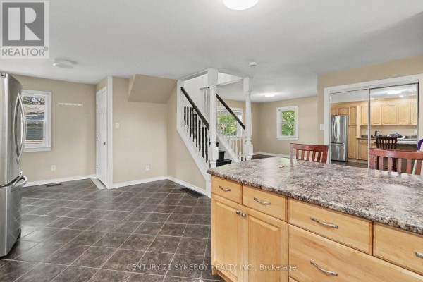 1221 Fairgreen Avenue, Ottawa, ON K4B1N2 Photo 5