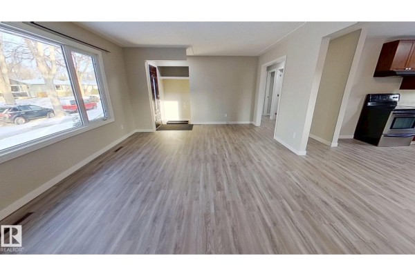 Bedroom 2 - 12211 52 St Nw Nw, Edmonton, AB T5W3K3 Photo 5