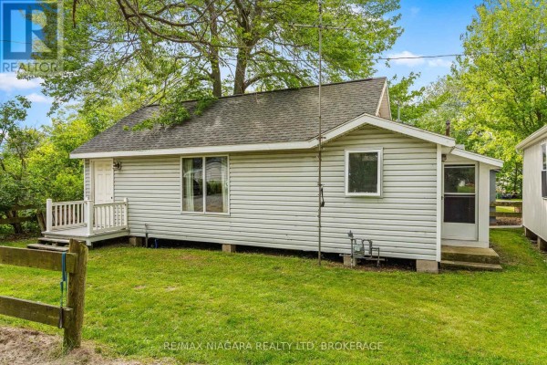 12213 Lakeshore Road, Wainfleet, ON, photo 2