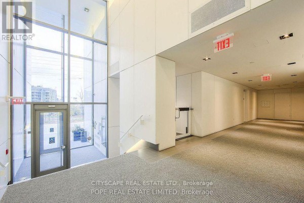 Bedroom - 1223 - 32 Trolley Crescent, Toronto, ON M5A0E9 Photo 4