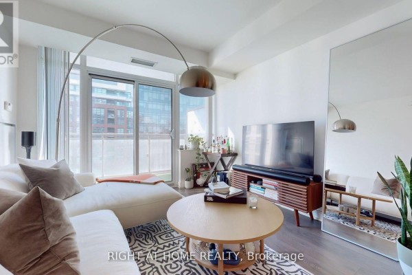 1223 - 525 Adelaide Street W, Toronto