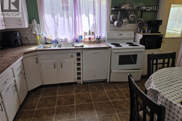 Bedroom - 1225 104 Avenue, Dawson Creek, BC V1G2J4 Photo 5