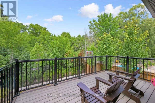 1225 Baldwin Drive, Oakville, ON, photo 3