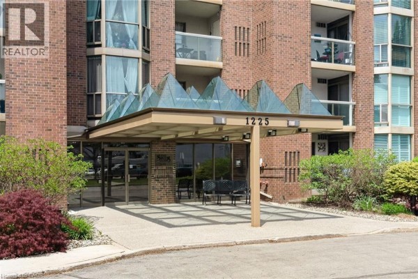 1225 North Shore Boulevard E Unit# 510, Burlington, ON, photo 2