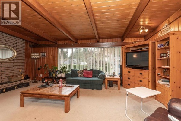 12250 Skillen Street, Maple Ridge, BC V2X4X3 Photo 4