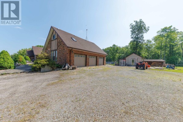 Primary Bedroom - 12259 Brawn Road, Wainfleet, ON L0S1V0 Photo 4