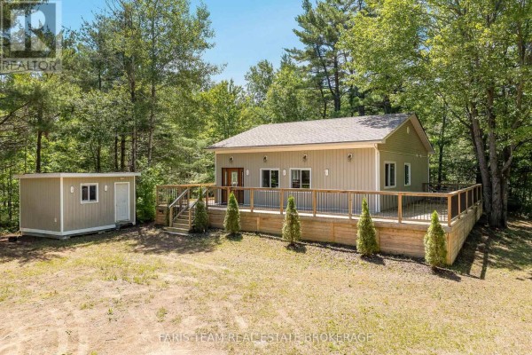 Bedroom - 1226 Baseline Road, Gravenhurst, ON P0E1N0 Photo 2