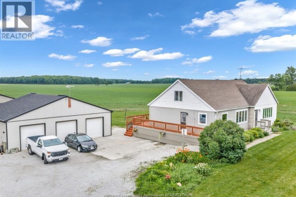 2pc Bathroom - 1226 Puce Road, Lakeshore, ON N8M2X7 Photo 2