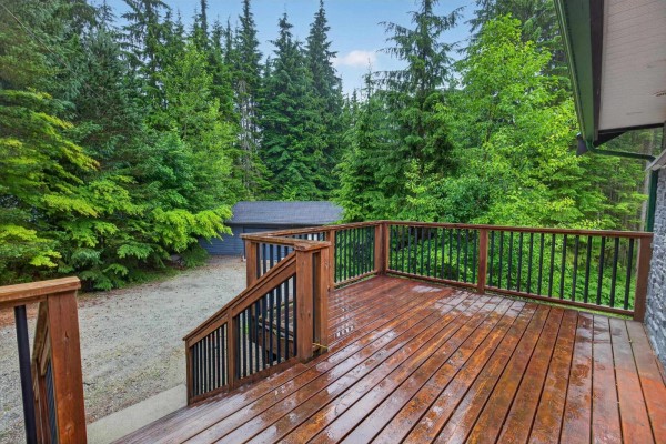 12271 Powell Street, Mission, BC V4S1C1 Photo 4
