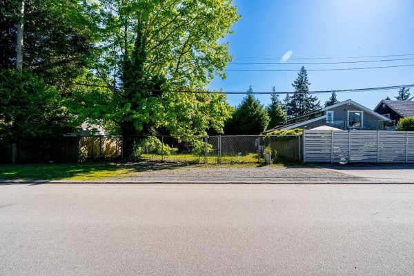 12276 Agar Street, Surrey, BC, photo 3