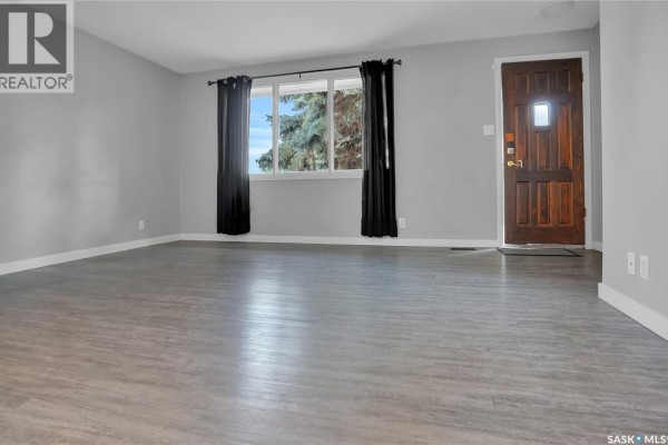 Kitchen - 1228 Athabasca Street W, Moose Jaw, SK S6H6C6 Photo 4