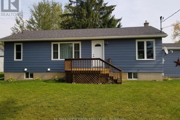 1229 Hallecks Road S, Elizabethtown Kitley, ON, photo 2