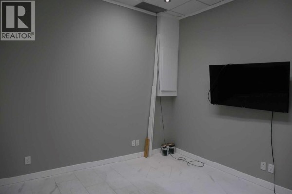 123, 1518 Centre Street Ne, Calgary, AB T2E2R9 Photo 2