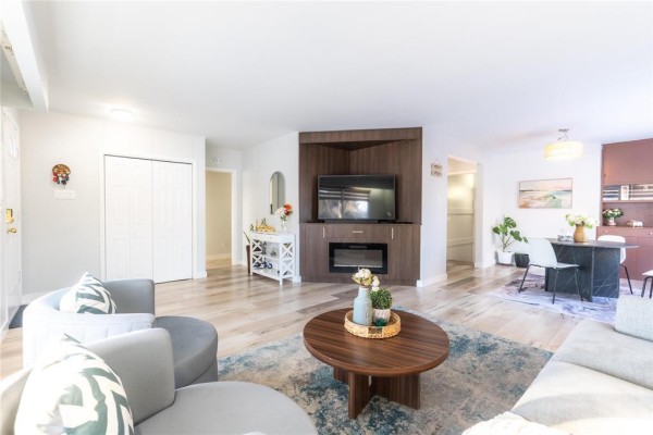 123 Arrowwood Drive S, Winnipeg Residential Sold $399,900