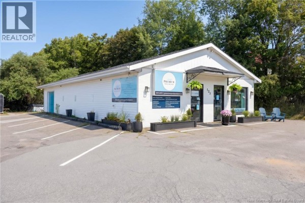 123 Hampton Road, Rothesay, NB E2E2P8 Photo 2