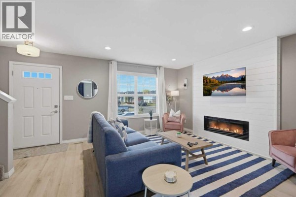 Kitchen - 123 Hinshaw Drive, Sylvan Lake, AB T4S2P1 Photo 4