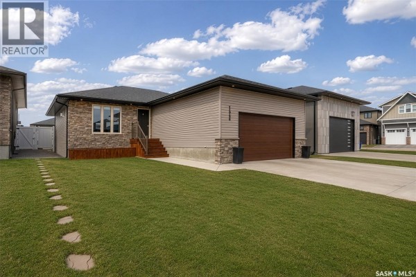 Kitchen/Dining room - 123 Hodges Crescent, Moose Jaw, SK S6J0B1 Photo 2