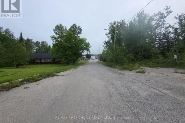 123 Lakeview Drive, Greenstone, ON P0T2A0 Photo 5
