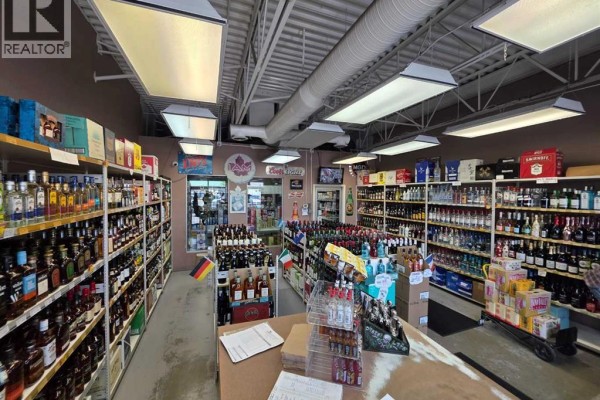 123 Liquor Store  Se, Calgary, AB X2X1R9 Photo 4
