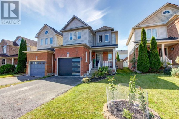 Bedroom 2 - 123 Lunney Crescent, Clarington, ON L1C5N9 Photo 5