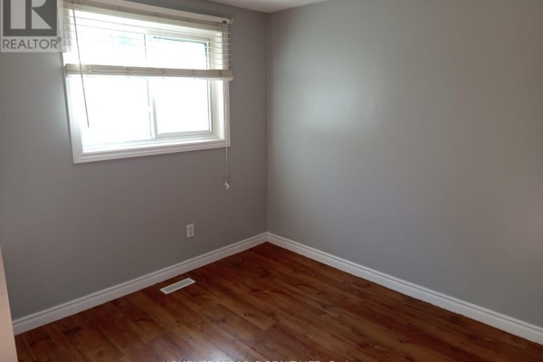 Partial bathroom - 123 Mooregate Crescent, Kitchener, ON N2M2E9 Photo 5
