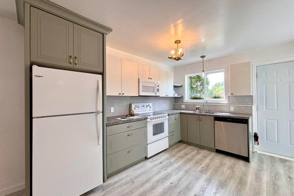 4pc Bathroom - 123 Saskatchewan Highway E, Gladstone, MB R0J0T0 Photo 3