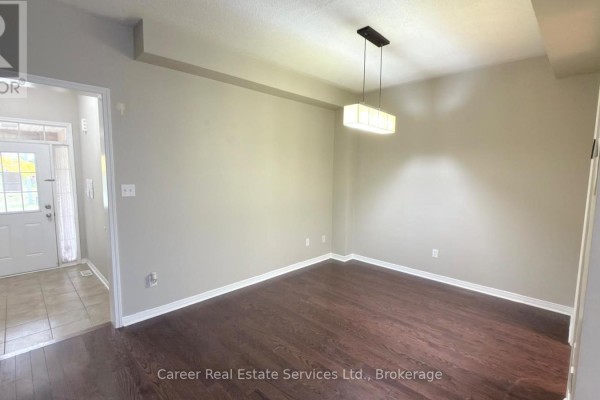 Primary Bedroom - 123 Silverwood Circle, Ajax, ON L1Z0A4 Photo 5