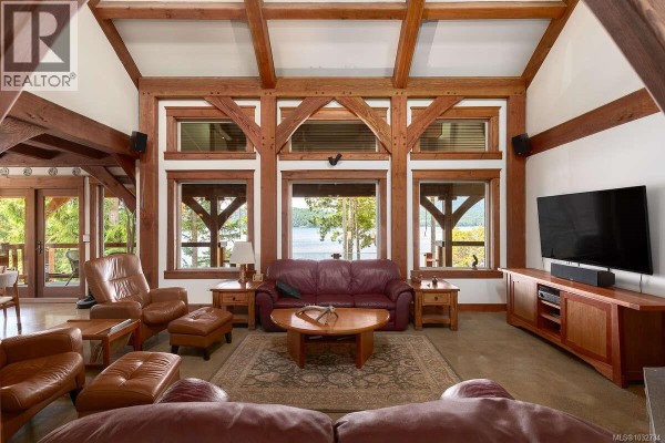 Primary Bedroom - 123 Smith Rd, Salt Spring, BC V8K2W9 Photo 5