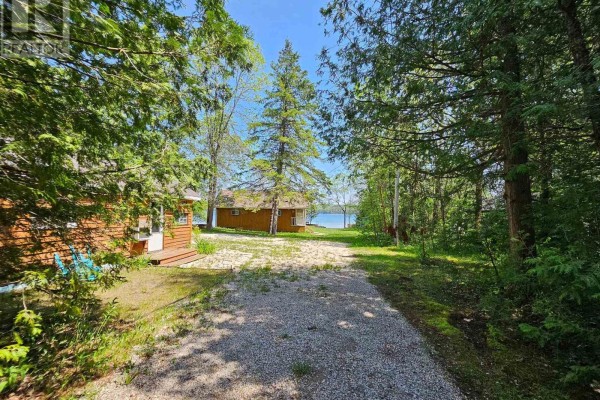 Kitchen - 123 Waterview Lane, Assiginack, ON P0P1N0 Photo 3