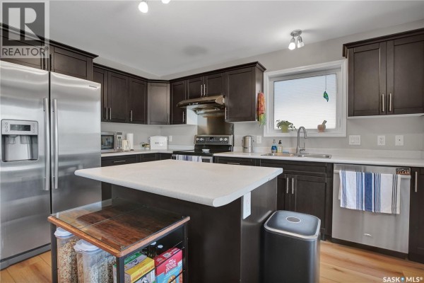2pc Bathroom - 123 Whalley Crescent, Saskatoon, SK S7T0H9 Photo 5