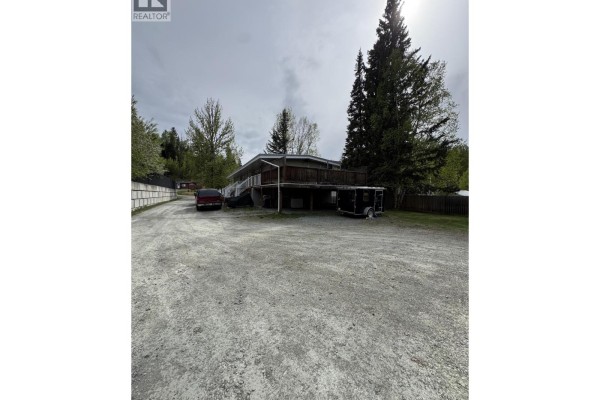 1230 Inverness Road, Prince George, BC V2K1H1 Photo 3