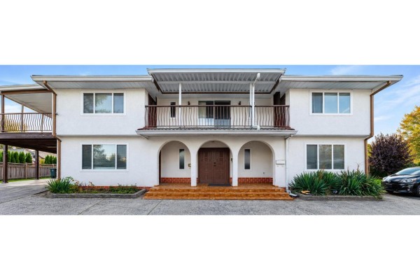 12302 68 Avenue, Surrey