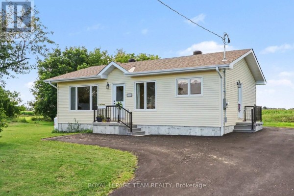 12303 County 5 Road, North Dundas, ON, photo 2