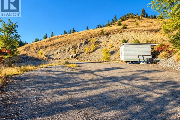 1231 Lund Road, Kelowna, BC V1X4K4 Photo 5