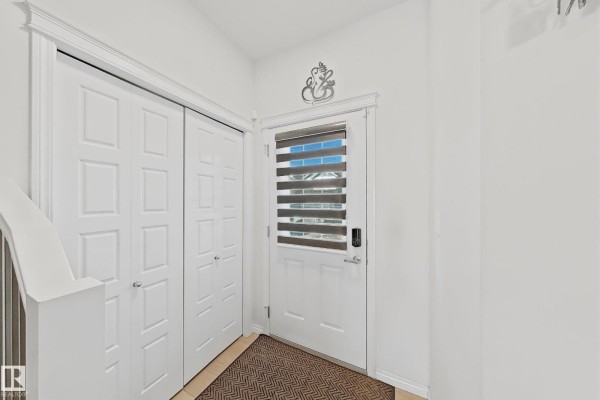 1231 Watt Dr Sw, Edmonton, AB, photo 3