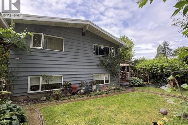 12314 Fulton Street, Maple Ridge, BC V2X6L5 Photo 2