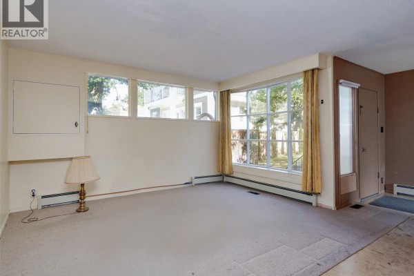 Kitchen - 1232 Richardson St, Victoria, BC V8V3E1 Photo 5