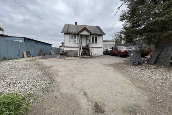 12343 Old Yale Road, Surrey, BC V3V3X7 Photo 4