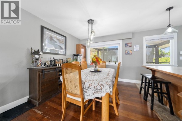 12347 Greenwell Street, Maple Ridge, BC V2X7J1 Photo 5
