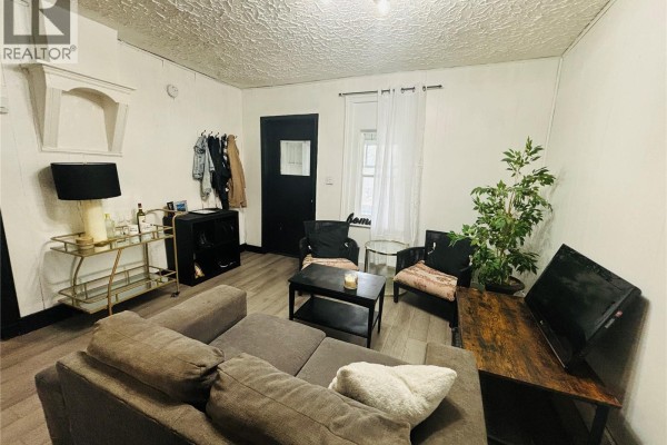 Den - 1235 12th Avenue, Regina, SK S4P0L2 Photo 4
