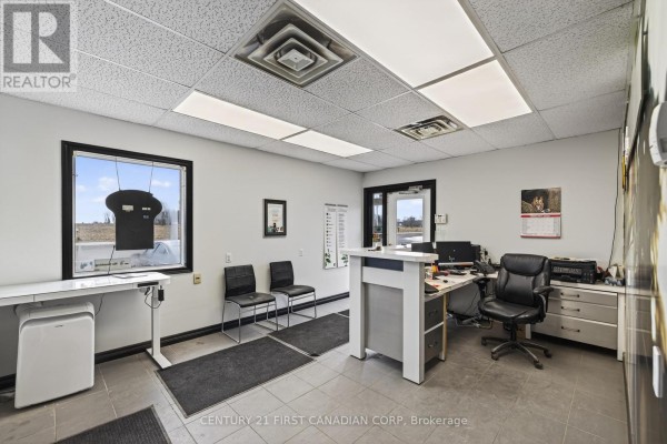 12353 Ridge Line, Chatham Kent, ON N0P2C0 Photo 5