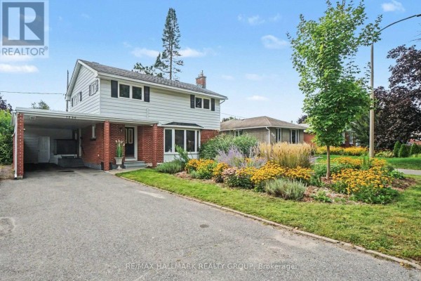 1236 Amesbrooke Drive, Ottawa, ON, photo 3