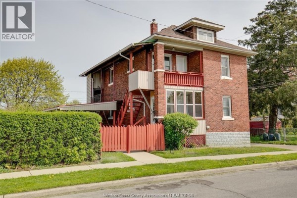 4pc Bathroom - 1238-1240 Niagara Street, Windsor, ON N9A3V6 Photo 2