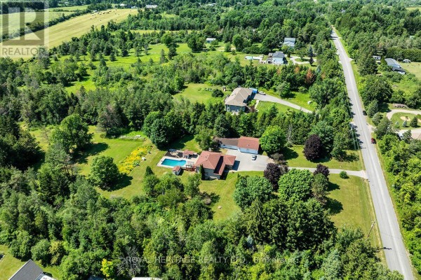 1238 Tapley 1/4 Line, Cavan Monaghan, ON, photo 3