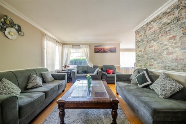 12397 S Boundary Drive, Surrey, BC V3X2C6 Photo 5