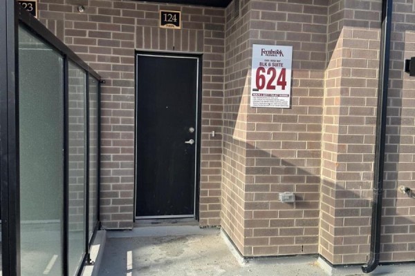 124 - 1585 Rose Way, Milton, ON L9T7E7 Photo 2