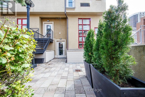 124 - 21 Earl Street, Toronto