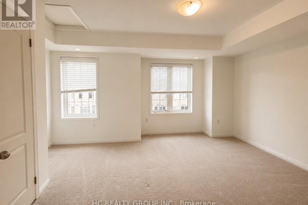 124 - 2645 Eaglesham Path, Oshawa, ON L1L0M7 Photo 4